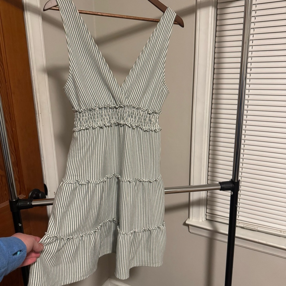 New with tags American Eagle Outfitters Green and white stripped Dress - Picture 2 of 8